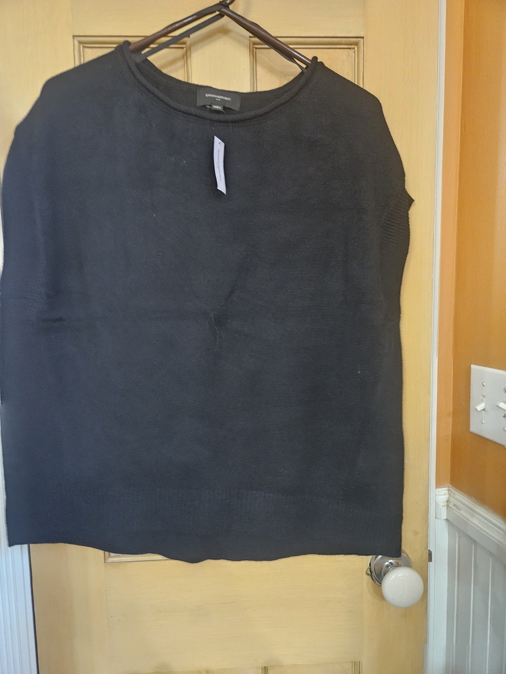 Banana Republic Black Cap Sleeve Sweater